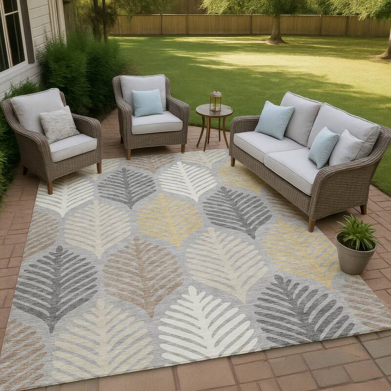 Machine Washable Indoor/ Outdoor Modern Fern Chantille Rug - Gray - 3' x 5'