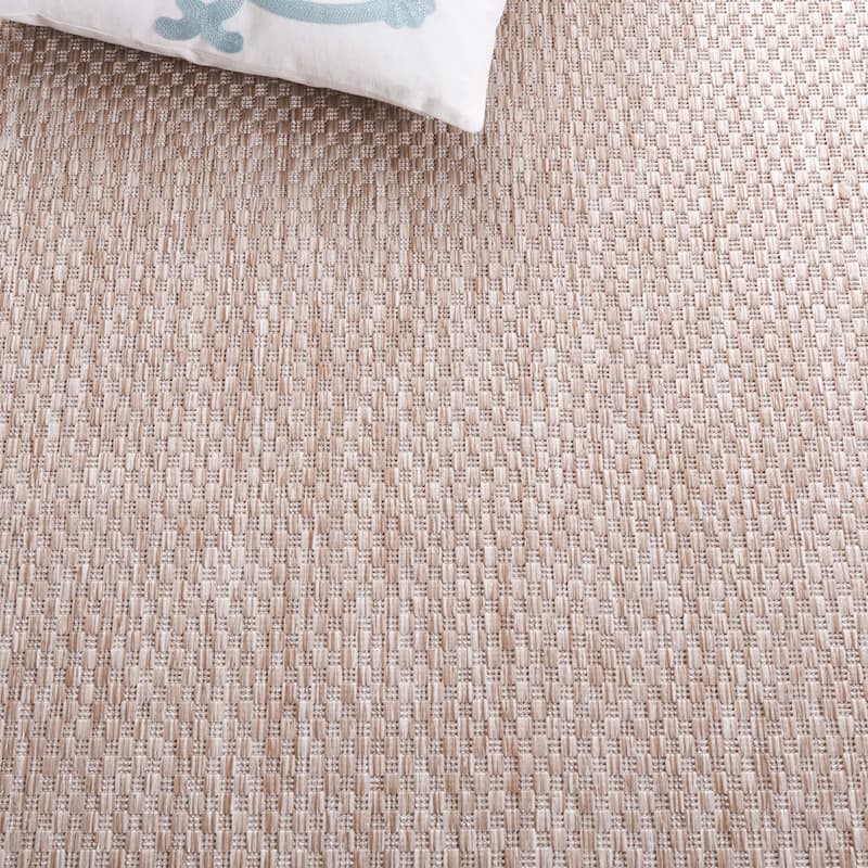 SAFAVIEH Beach House Olya Transitional Rug