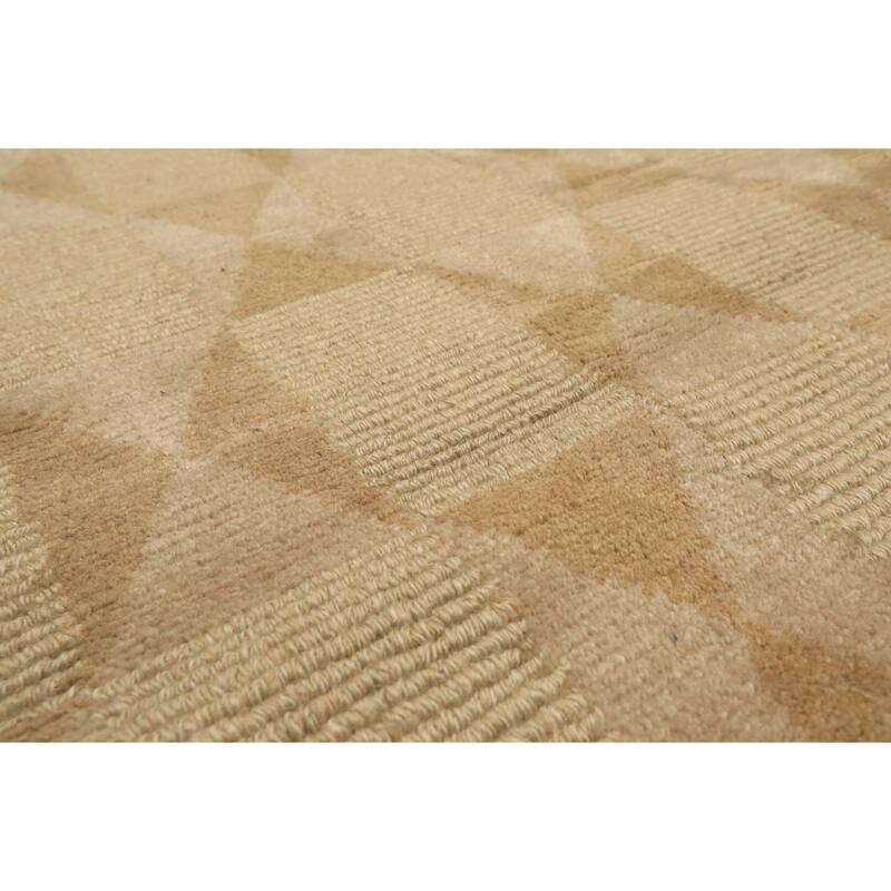 5'9''x9 Hand Knotted Wool Moss Tibetan Modern & Contemporary Loop n cut pile Rug - 5' 9'' x 9'