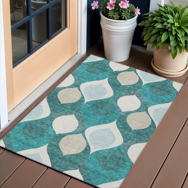 HomeRoots Ogee Transitional Rectangle Outdoor Rug - 3' x 5'