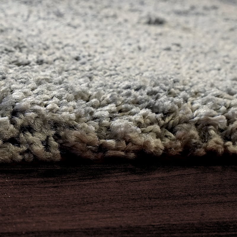 Dynamic Rugs Super Shaggy Polypropylene Shag Area Rug