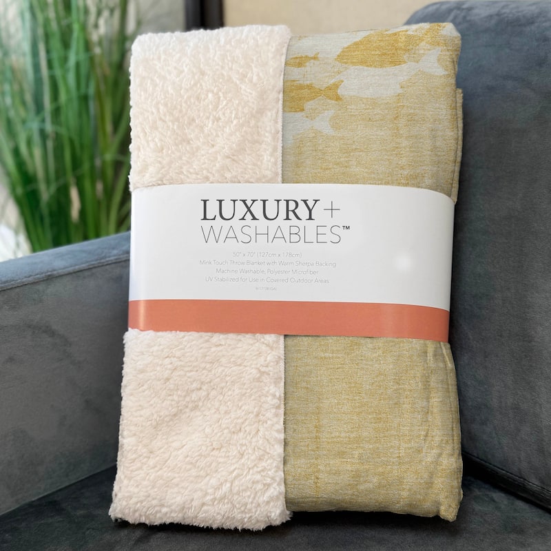 Premium Machine Washable Modern Sea Life Sherpa Throw Blanket