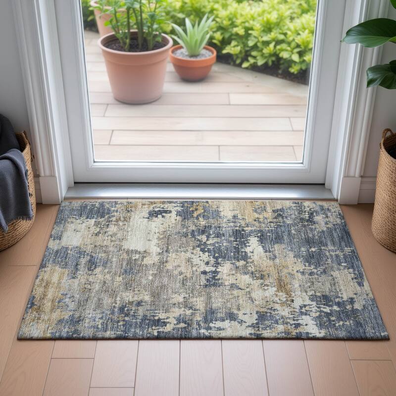 Machine Washable Indoor/Outdoor Contemporary Blend Chantille Rug