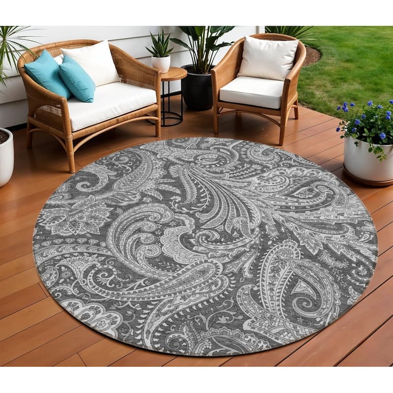 HomeRoots Paisley Transitional Rectangle Outdoor Rug - 8' Round
