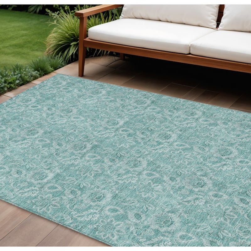 HomeRoots Floral Transitional Rectangle Outdoor Rug - 9' X 12'