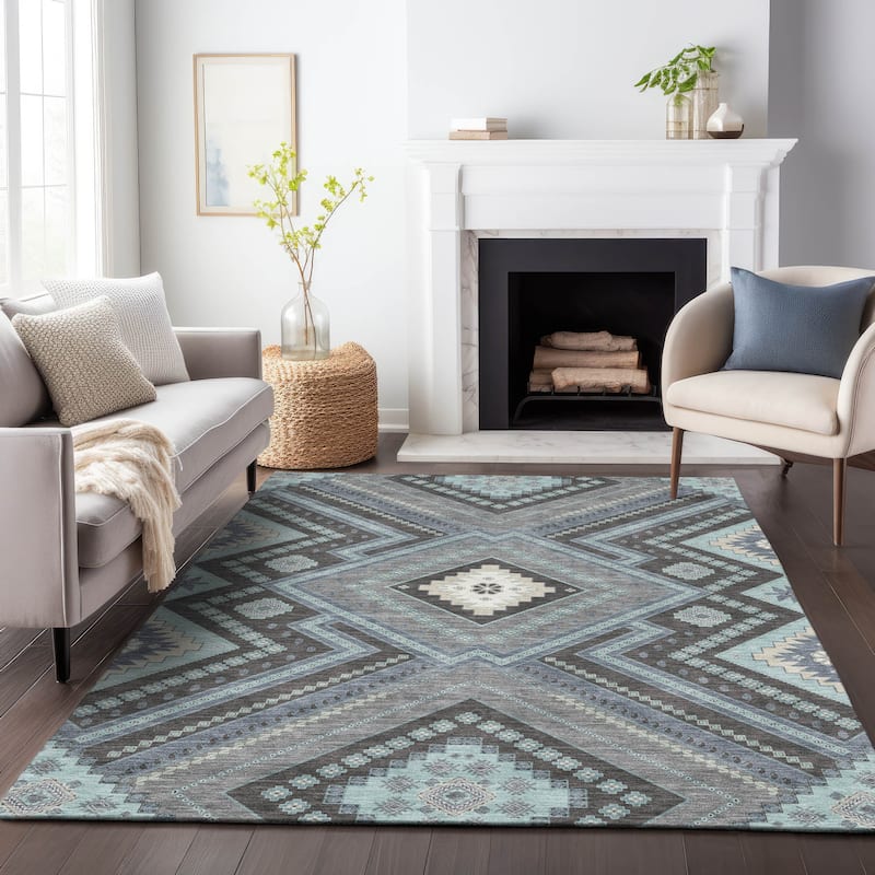 Machine Washable Indoor/ Outdoor Global Boho Chantille Rug