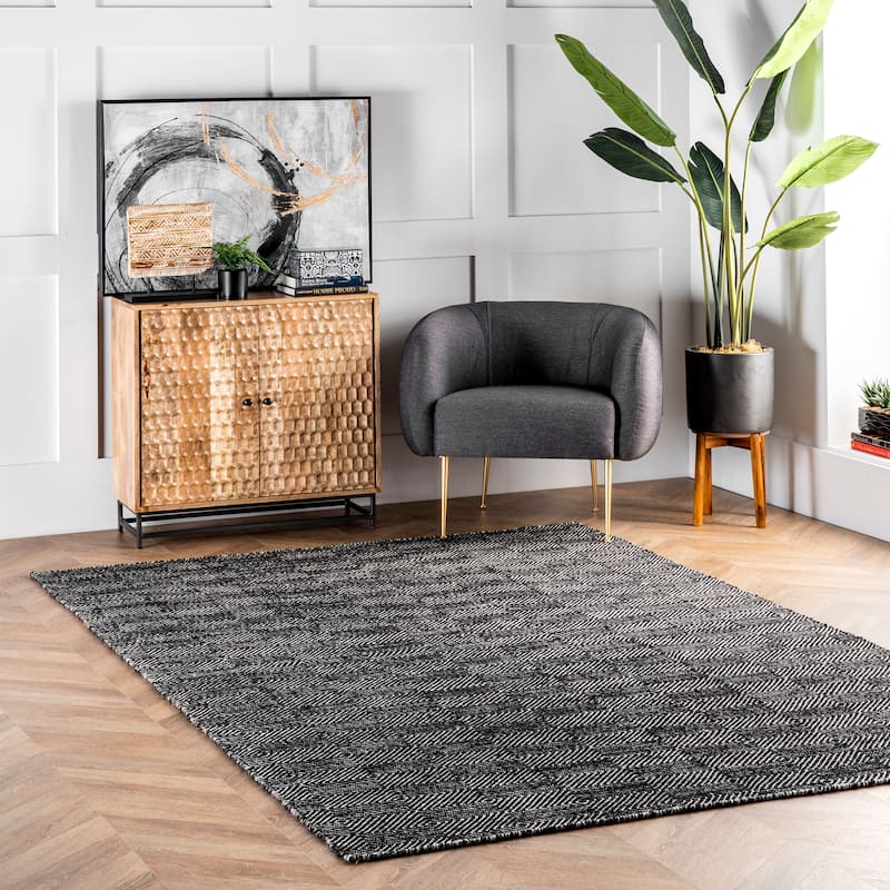 Nuloom Ago Geometric Wool Area Rug - 7' 6" x 9' 6" - Black