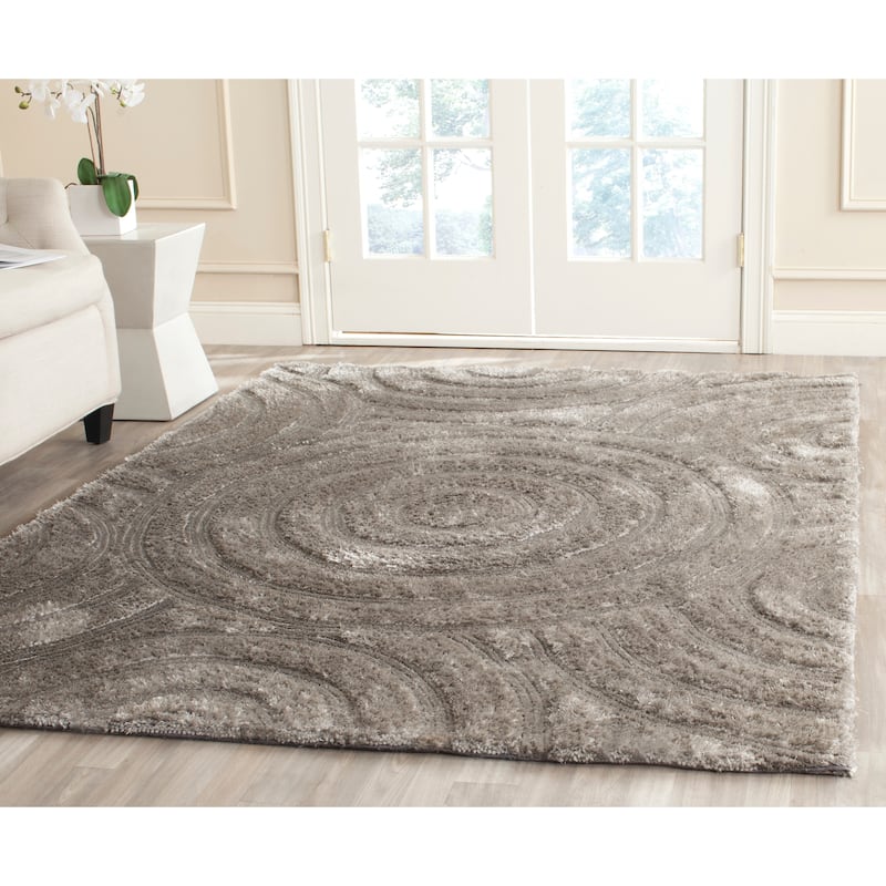 SAFAVIEH Handmade South Beach Daisha Shag Solid Polyester Rug - 6' x 9' - Silver