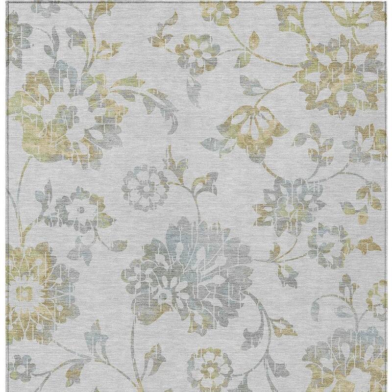 HomeRoots Floral Transitional Rectangle Outdoor Rug