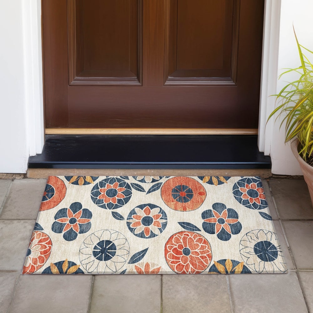 Machine Washable Indoor/Outdoor Transitional Floral Chantille Rug