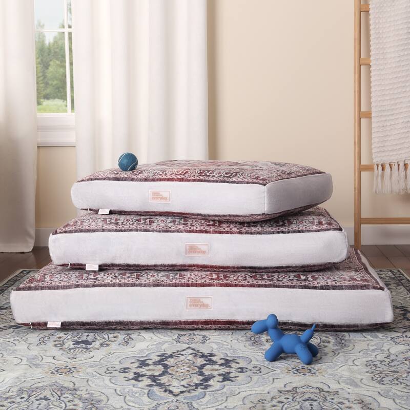 TOWN & COUNTRY EVERYDAY CuddleTown Medallion Pillow Crate Mat Pet Bed