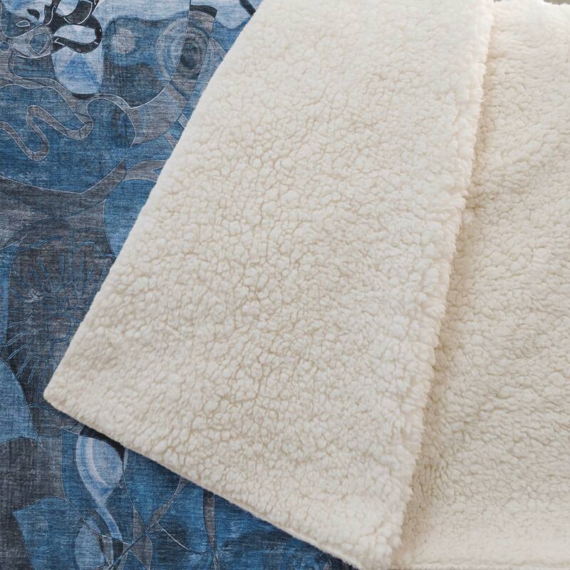 Premium Machine Washable Modern Floral Sherpa Throw Blanket
