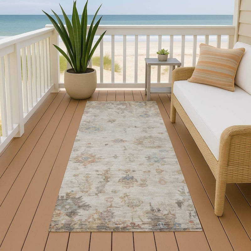 Machine Washable Indoor/ Outdoor Vintage Traditional Chantille Rug - Ivory - 2'3" x 7'6"