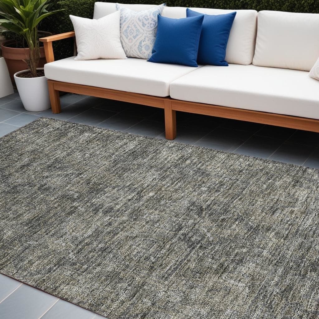 Bora Oriental Weather Resistant Refined Traditional Outdoor Rug