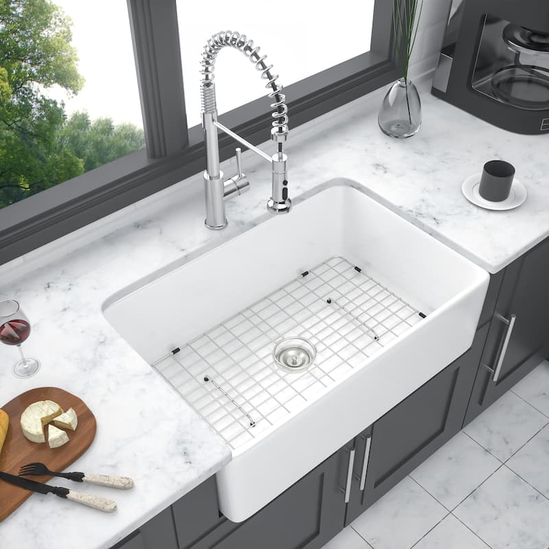 30'' White Farmhouse Single Bowl Ceramic Kitchen Sink - 30'' x 20'' x 10''