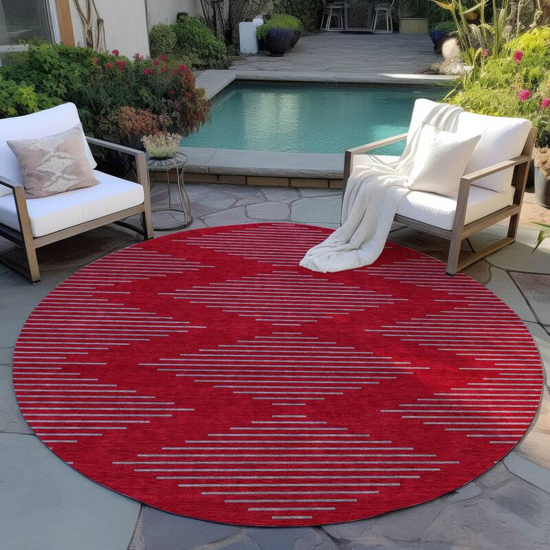 Machine Washable Indoor/ Outdoor Contemporary Geo Chantille Rug - Red - 8' x 8'