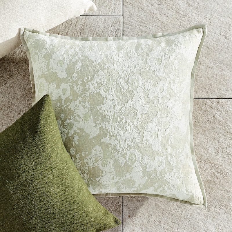 Indoor/Outdoor Accent Pillows