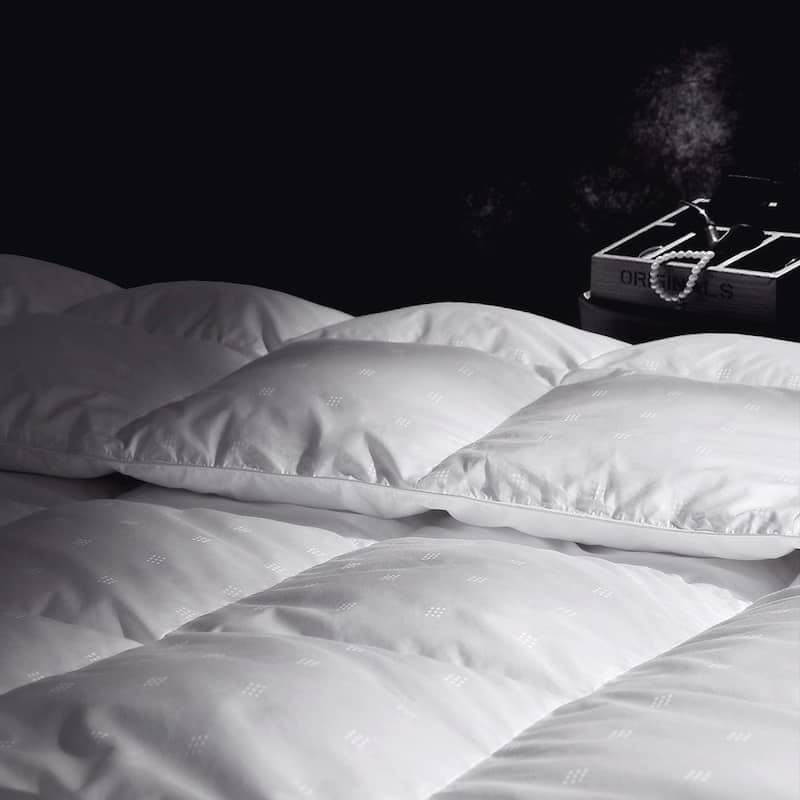 Highland Feather 950 Loft Polish White Goose Down Duvet/Comforter 500TC Casing with Corner Ties