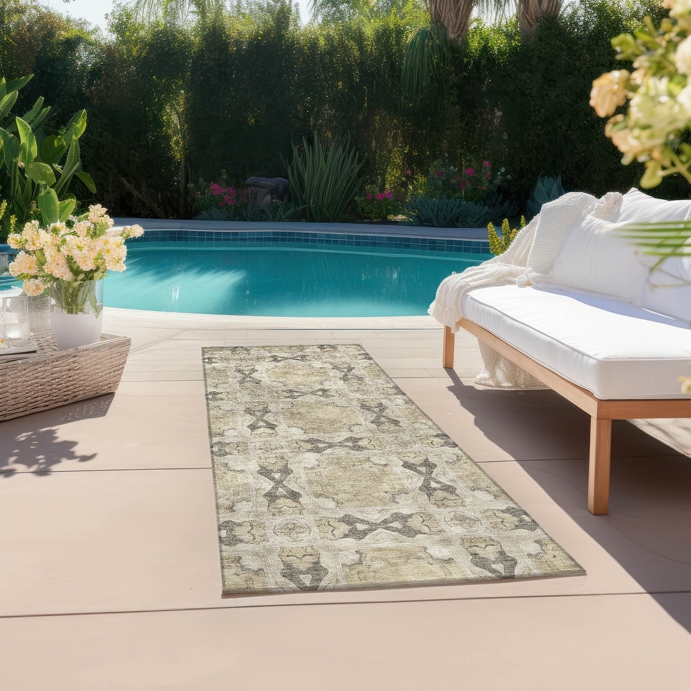 Machine Washable Indoor/ Outdoor Boho Medallions Chantille Rug