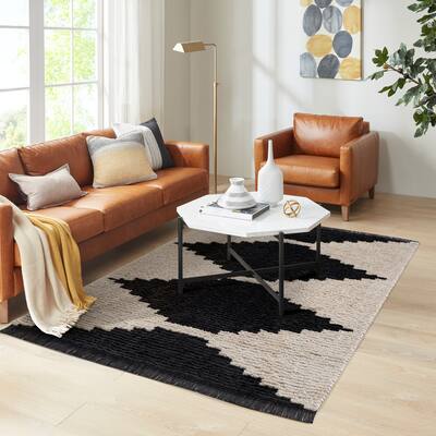 Madison Park Renae Black and Ivory Modern Area Rug