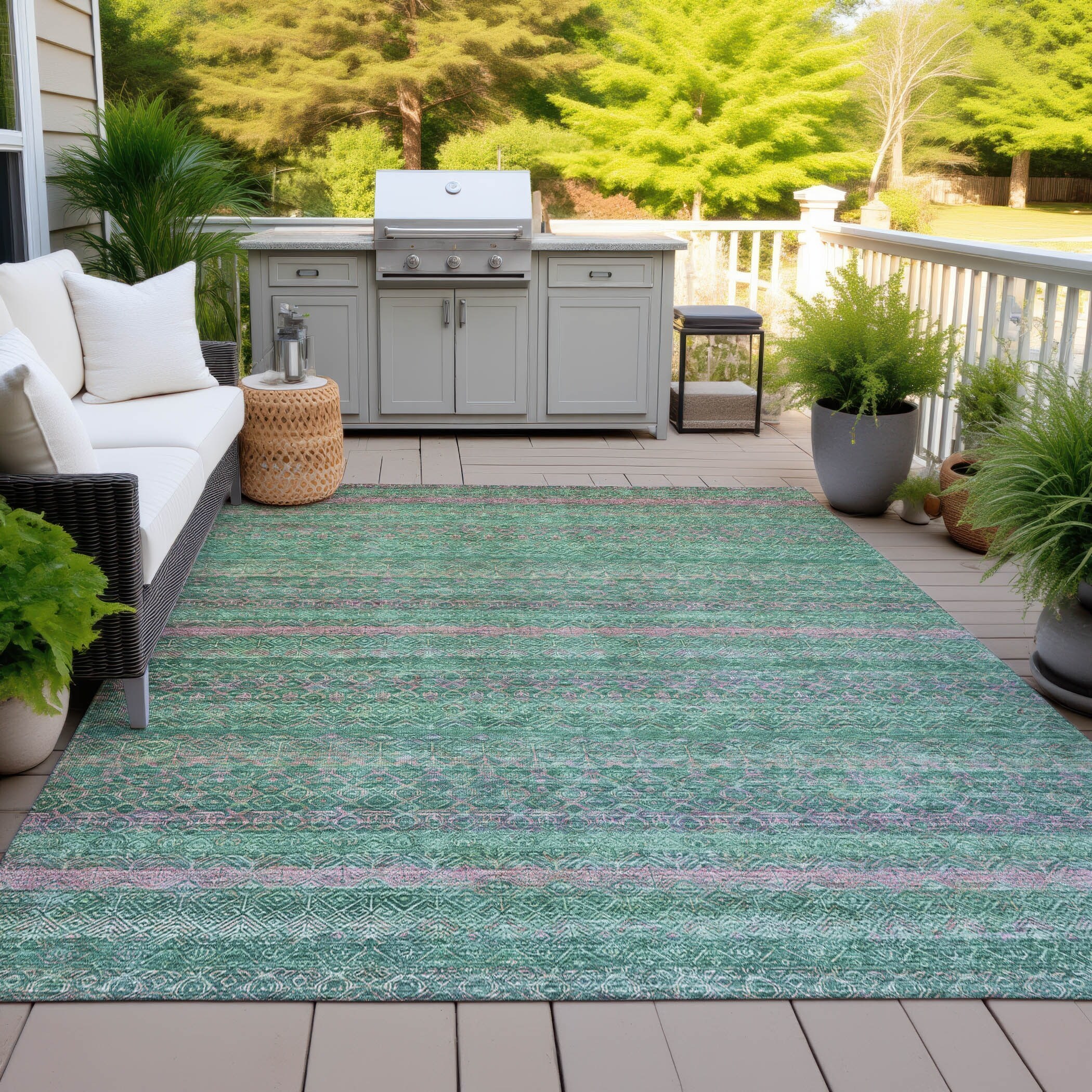 Machine Washable Indoor/Outdoor Geo Ombre Chantille Rug