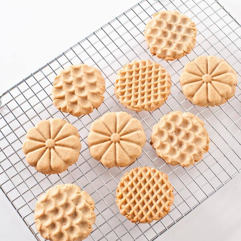 Nordic Ware Oven Safe Extra Large Baking & Cooling Grid