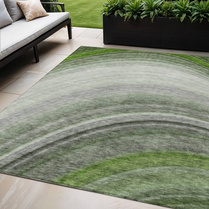 HomeRoots Abstract Transitional Rectangle Outdoor Rug - 5' X 8'