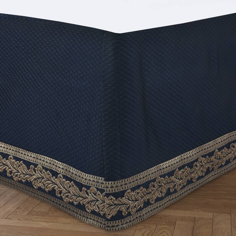 J. Queen New York Monte Carlo Comforter Set