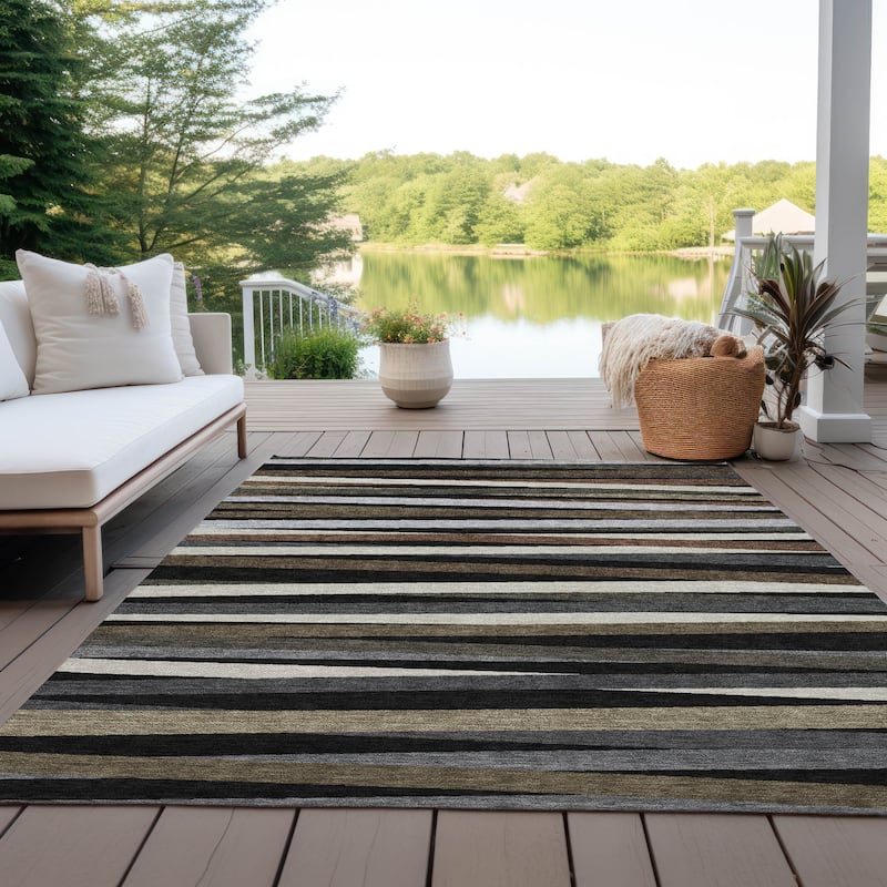 Machine Washable Indoor/ Outdoor Modern Stripes Chantille Rug