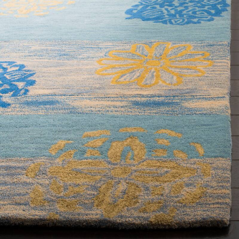 SAFAVIEH Handmade Soho Kourtney Stripe N.Z. Wool Rug