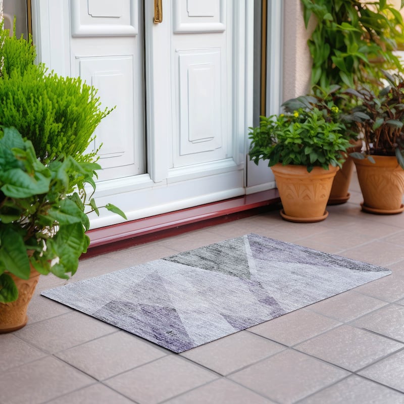 Machine Washable Indoor/ Outdoor Chantille Contemporary Geo Rug - Purple - 1'8" x 2'6"