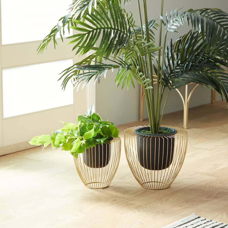 Metal Planter with Removable Gold Wire Stand - Set of 2 Black - Roche River Decor - 13"W x 13"L x 12"H