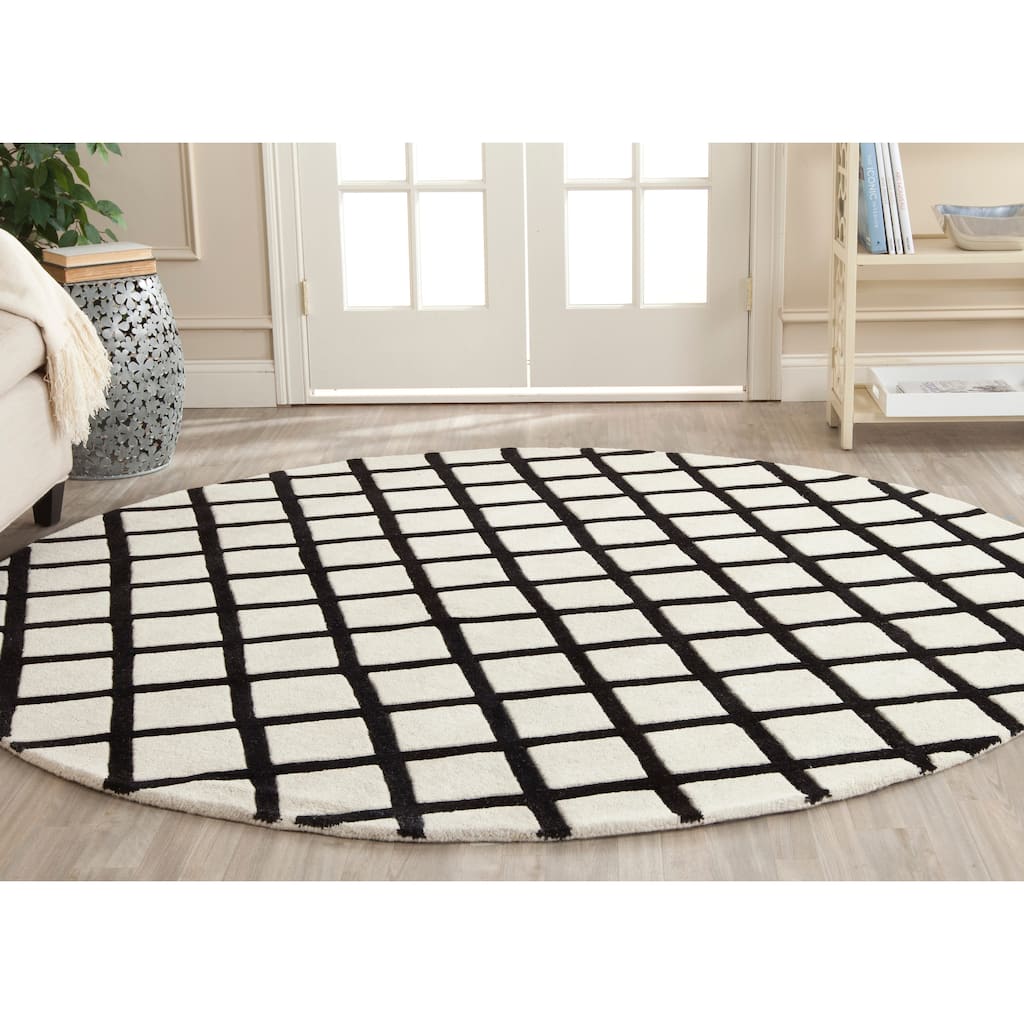 SAFAVIEH, Handmade Chatham Miki Modern Moroccan Wool Rug