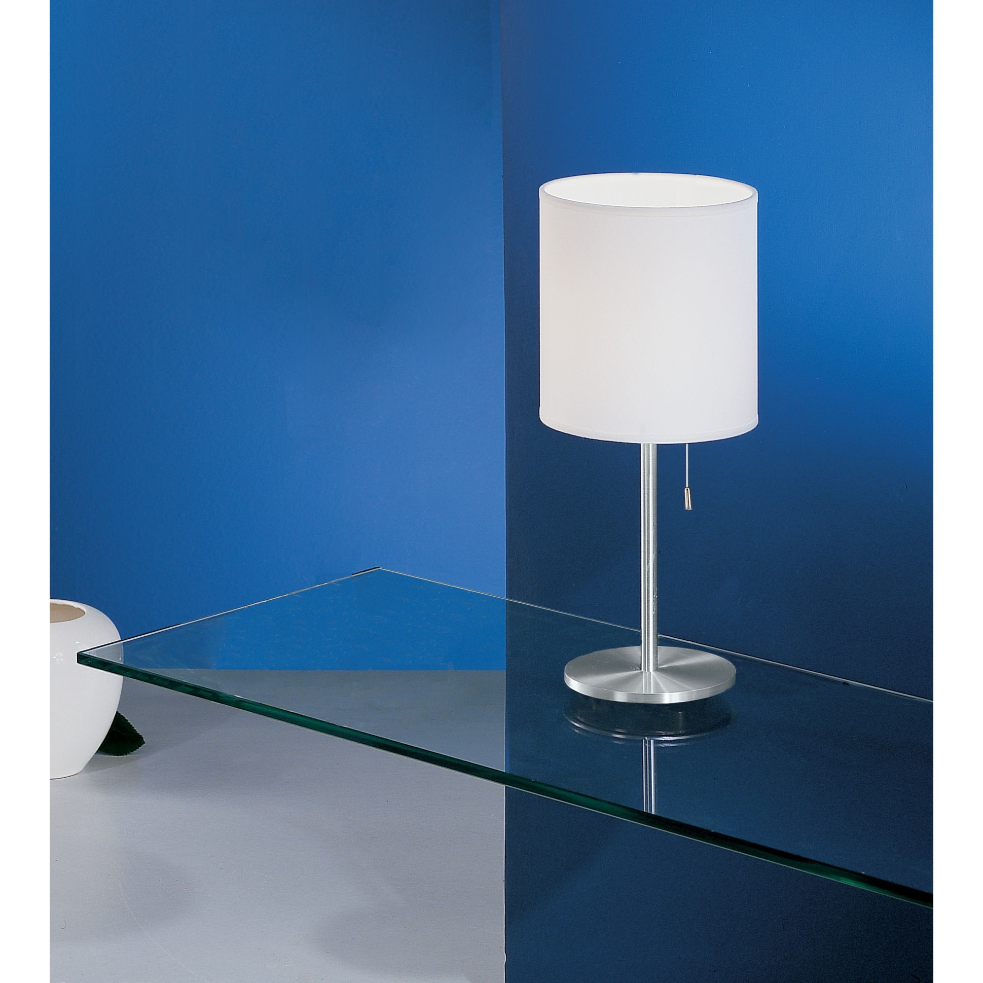 Klimatologische bergen metaal Formulering Eglo Sendo 1-light Aluminum Table Lamp with White Shade - On Sale -  Overstock - 10083407