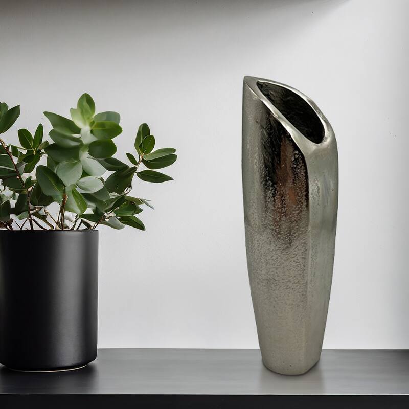11 Inch Tall Decorative Handmade Aluminum Modern Flower Vase