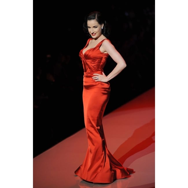 Dita Von Teese In Attendance For The 2011 Heart Truth Red Dress Collection  Fashion Show Lincoln Center New York Ny February 9 20 - Bed Bath & Beyond -  24348346