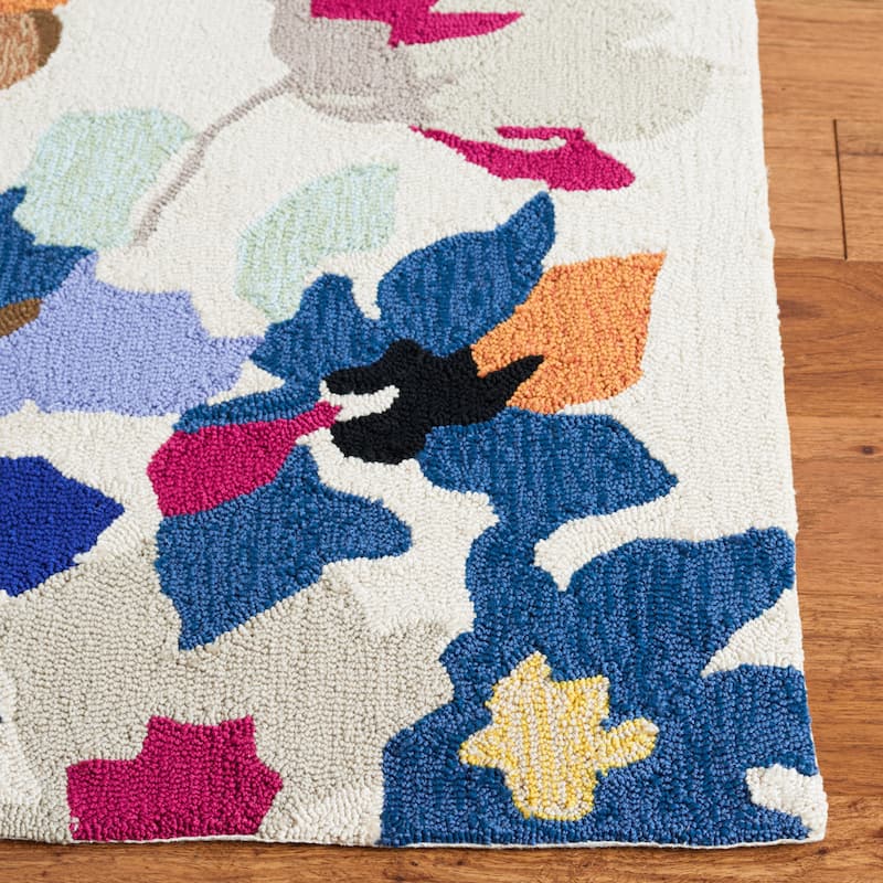 SAFAVIEH Handmade Four Seasons Laurenza Floral Rug