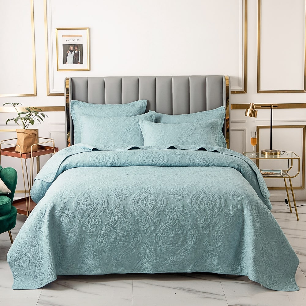 Reversible 3 Piece Damask Quilt Set by HULALA HOME