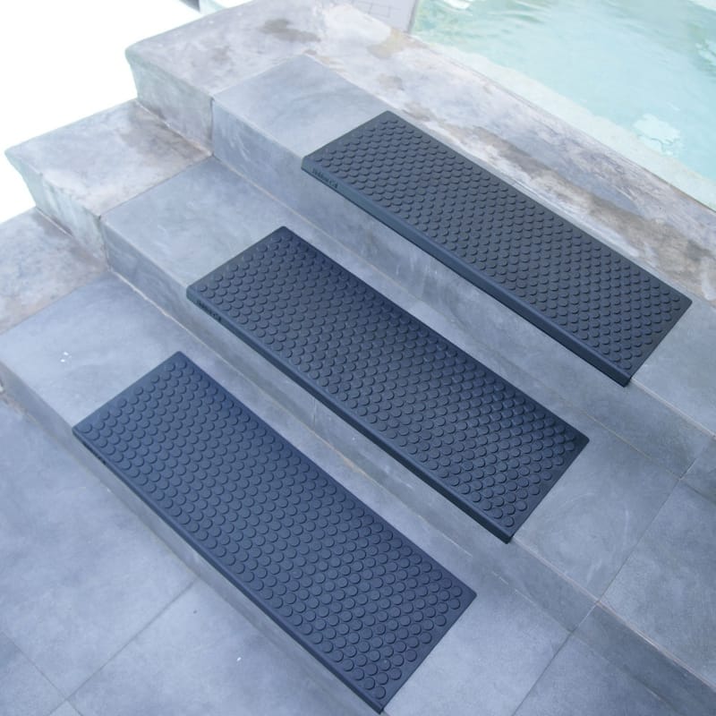 Rubber-Cal "Coin-Grip" Non-Slip Rubber Tread Stair Mats (6 Pack), Black - 9.75in x 29.75in