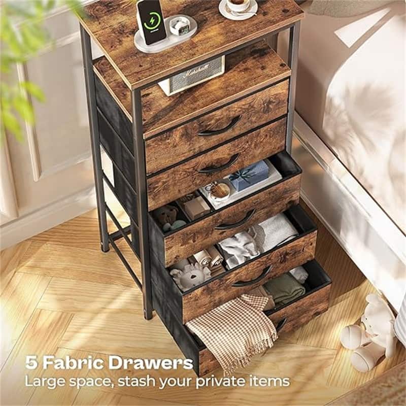 Drawers Dresser with Charging Station