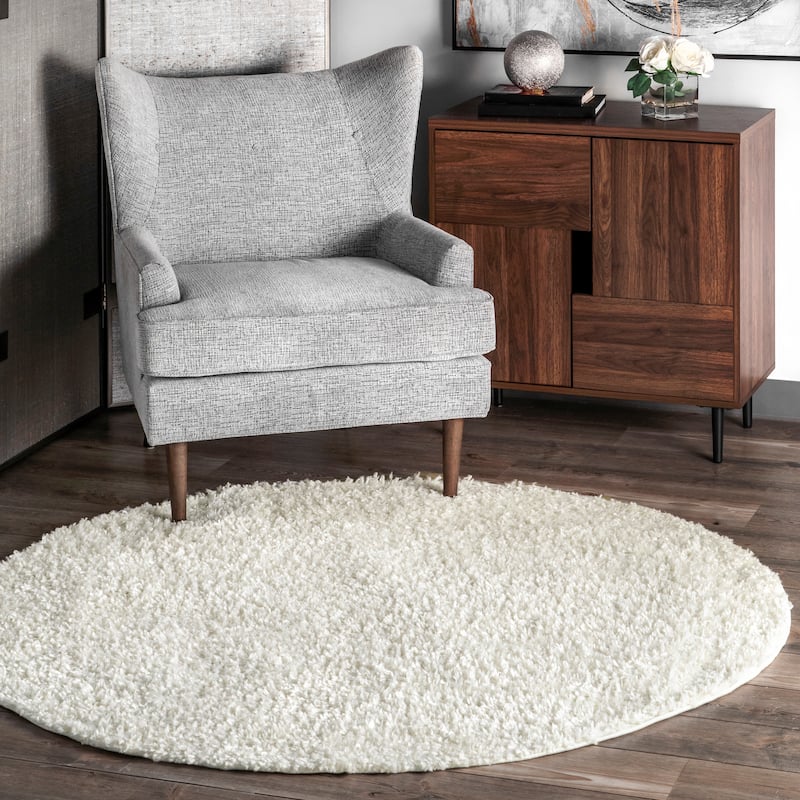 Nuloom Neva Modern Tasseled Shag Area Rug - 5' Round - Ivory