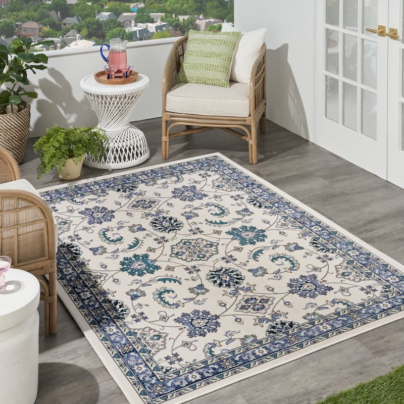 Nourison Sandy Indoor/Outdoor Persian Area Rug