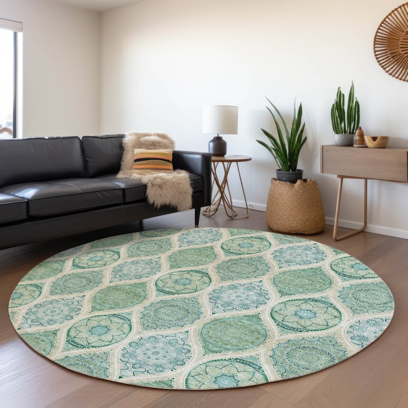 Machine Washable Indoor/ Outdoor Boho Mosaic Chantille Rug
