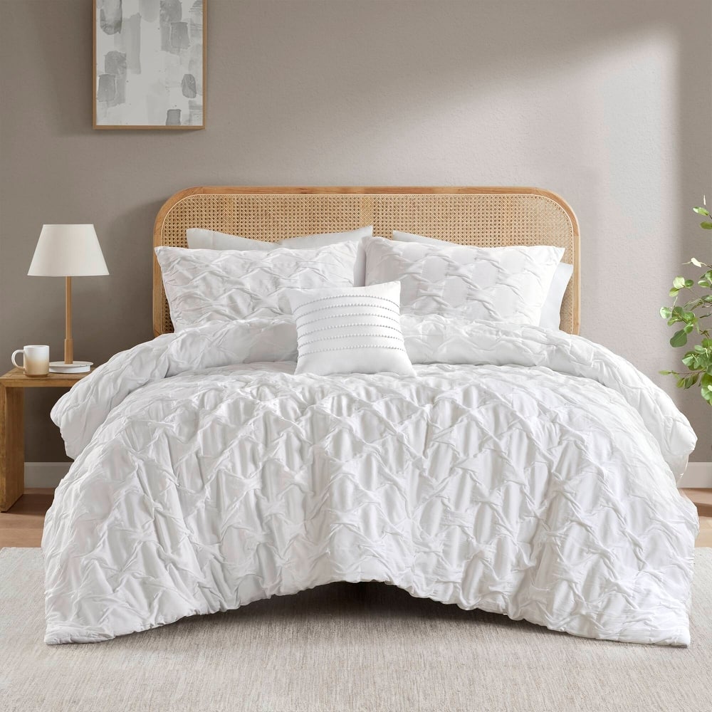Chelsea Square Bailey Diamond Pucker Woven Comforter Set