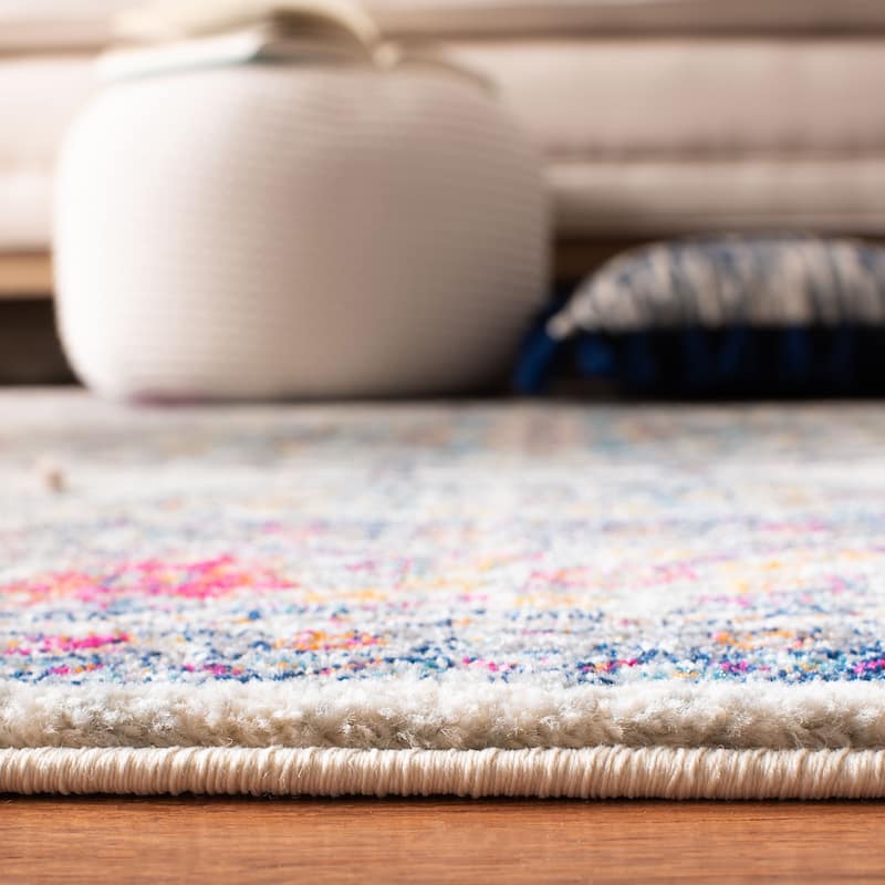 SAFAVIEH, Evoke Seniha Vintage Boho Medallion Rug