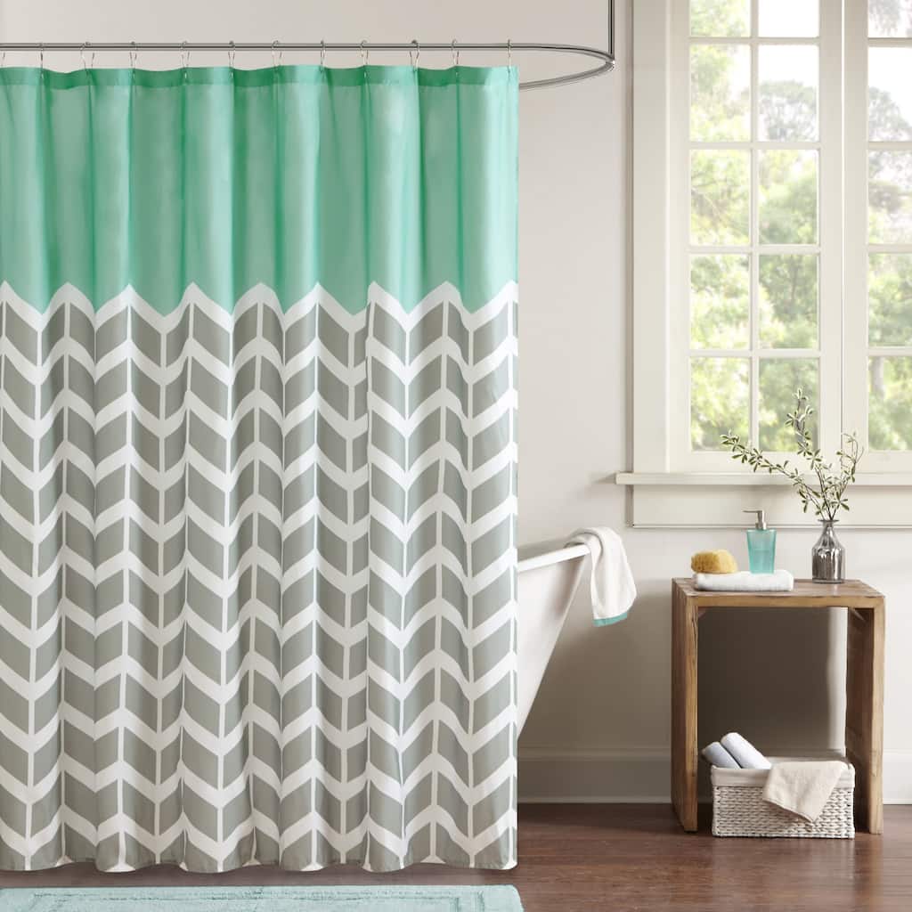 Intelligent Design Elle Printed Shower Curtain
