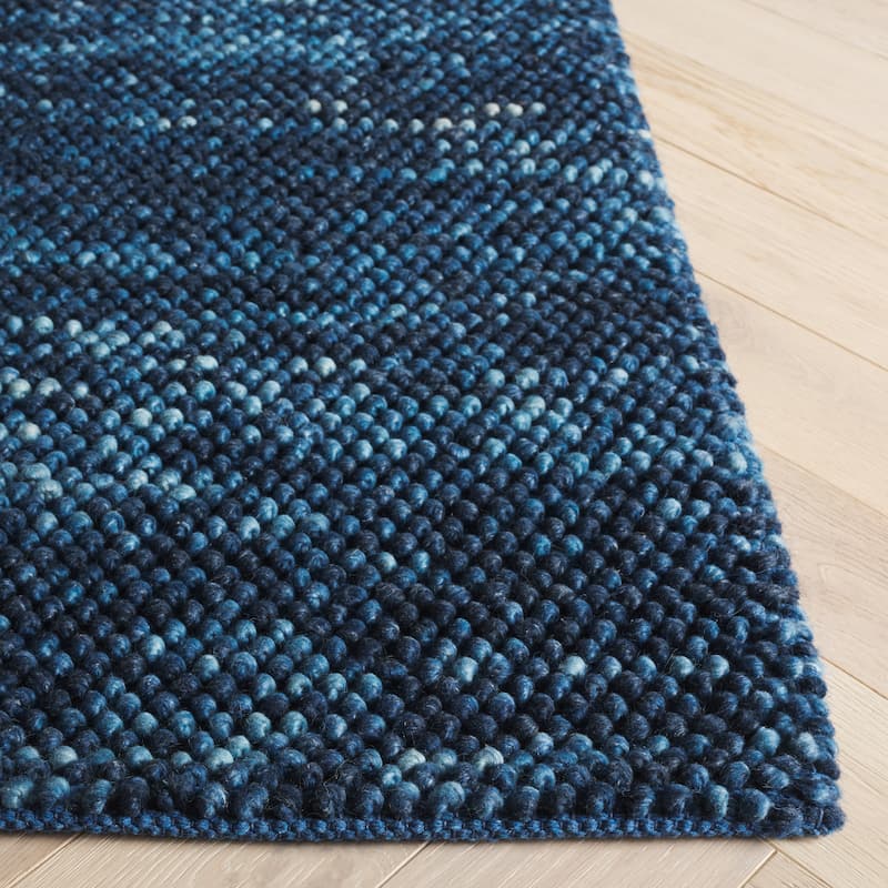 SAFAVIEH Handmade Natura Eduina New Zealand Wool Rug