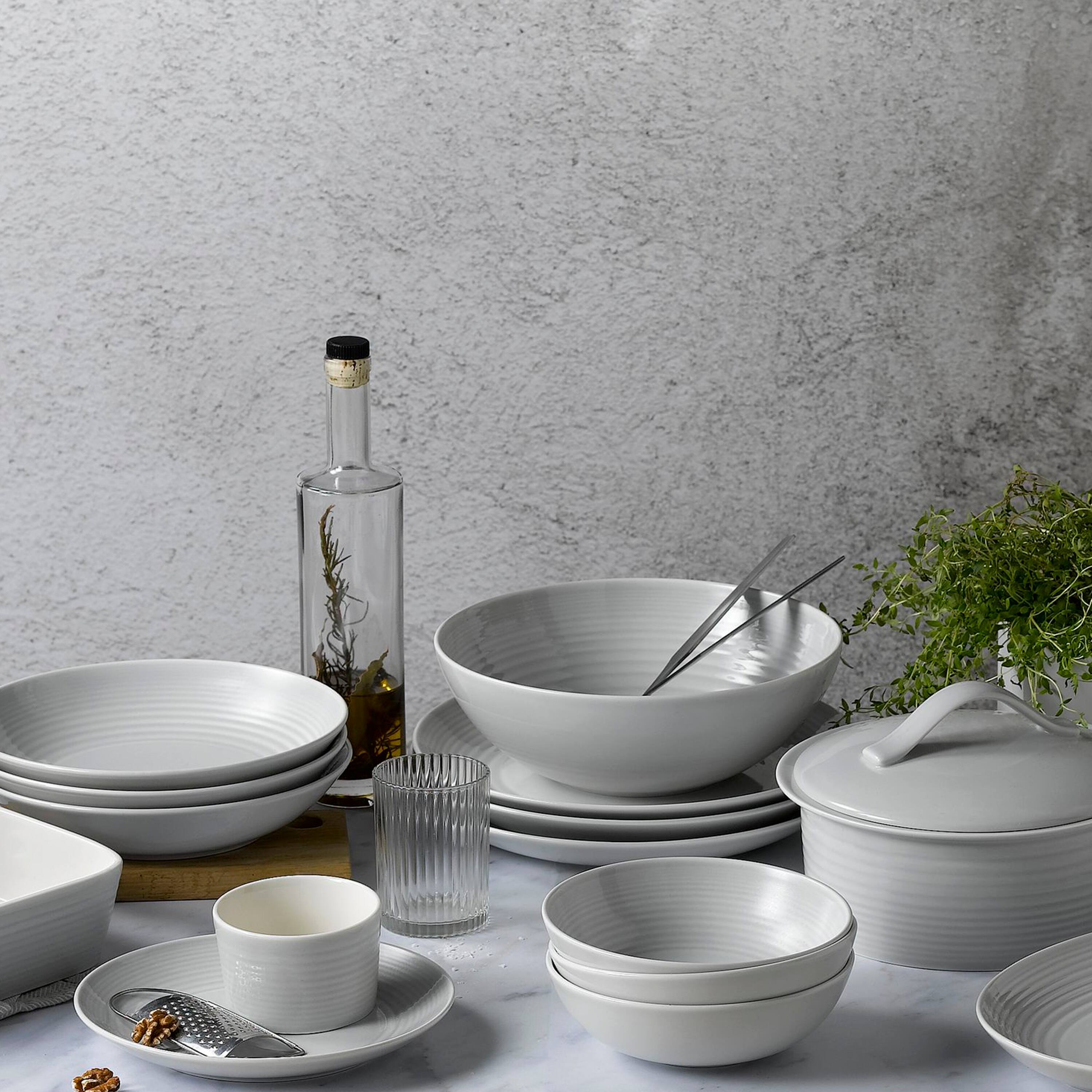 Royal Doulton Exclusively for Gordon Ramsay Maze Light Grey 12Piece