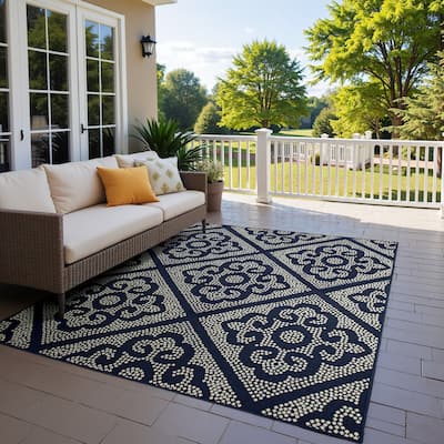 Style Haven Marianna Medallion Lattice Navy/Beige Indoor-Outdoor Rug