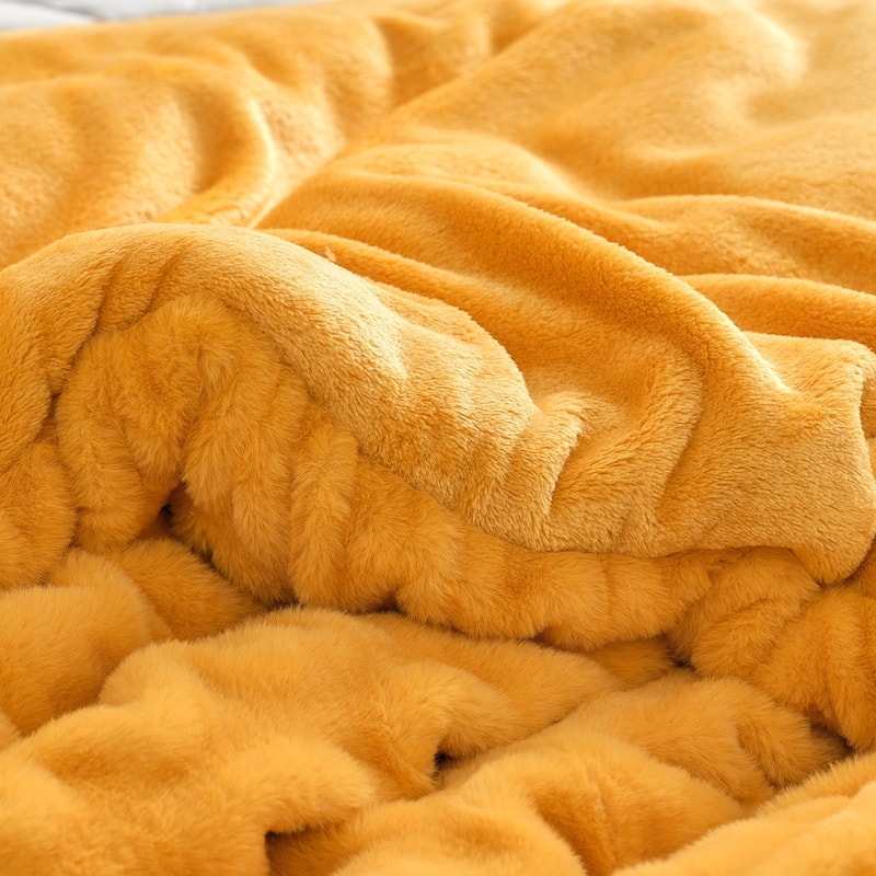 Wrinkle Rolls Chunky Bunny - Coma Inducer® Oversized Comforter Set